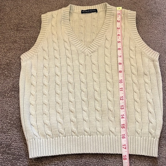 Brandy Melville Women'sMint Green Cable knit Sweater Vest Size S - Picture 4 of 6